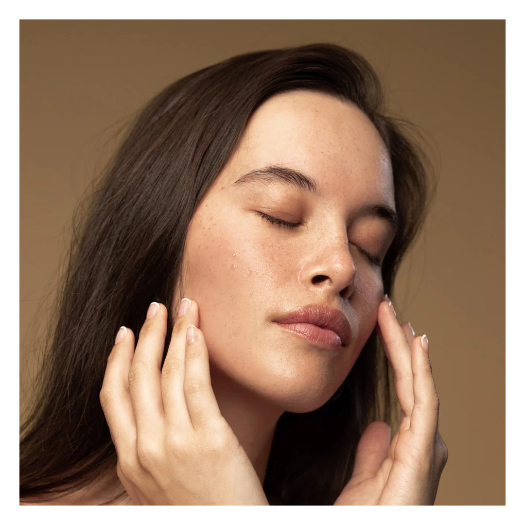 Antipodes Glory Vitamin C Triple-Action Glow Toner - Image 4