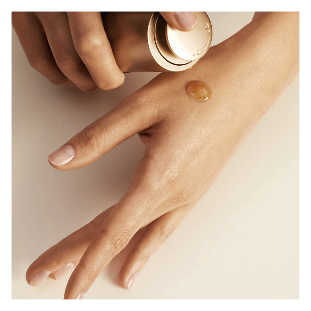 Clarins Double Serum - Complete Age-Defying Concentrate - Image 14