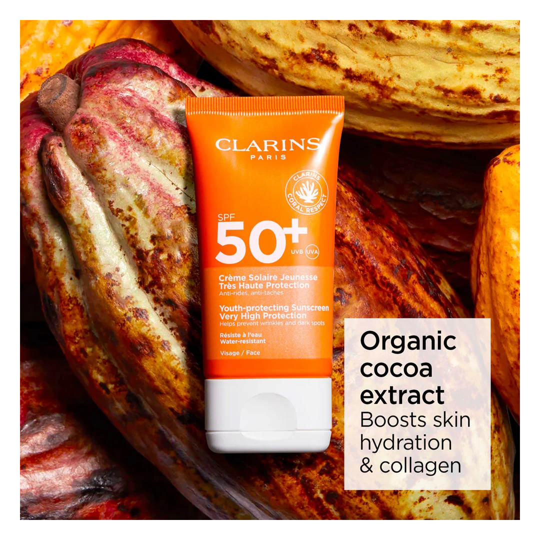 Clarins Youth-protecting Sunscreen Very High Protection SPF50+ - Image 5
