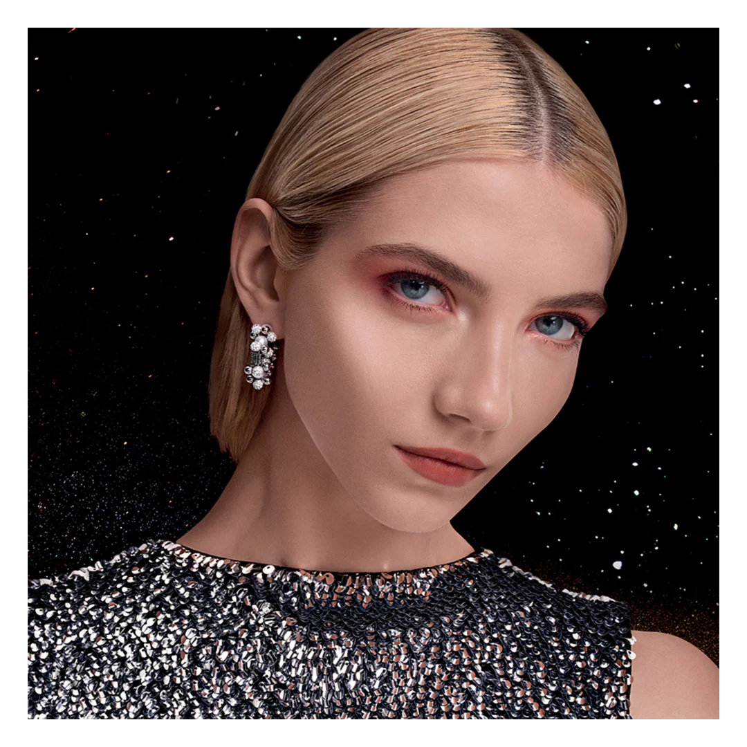 GIVENCHY Prisme Libre Skin-Caring Highlighter - Image 6