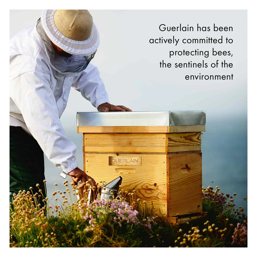 GUERLAIN Abeille Royale Honey Treatment Night Cream Refill - Image 9