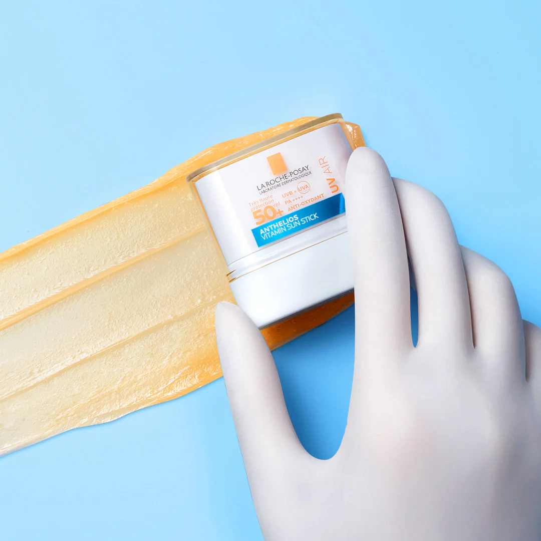La Roche-Posay Anthelios UV Air Vitamin Sun Stick SPF50+ - Image 12