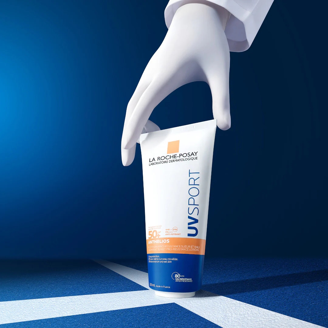 La Roche-Posay Anthelios UVSPORT Sweat & Wet Pro-Resistance Lotion SPF50+ - Image 11