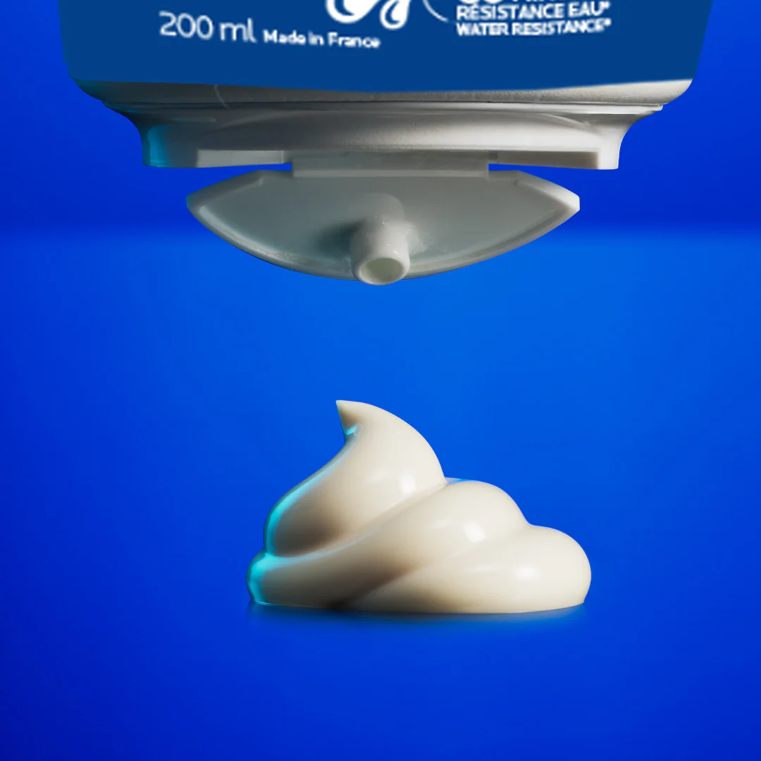 La Roche-Posay Anthelios UVSPORT Sweat & Wet Pro-Resistance Lotion SPF50+ - Image 8